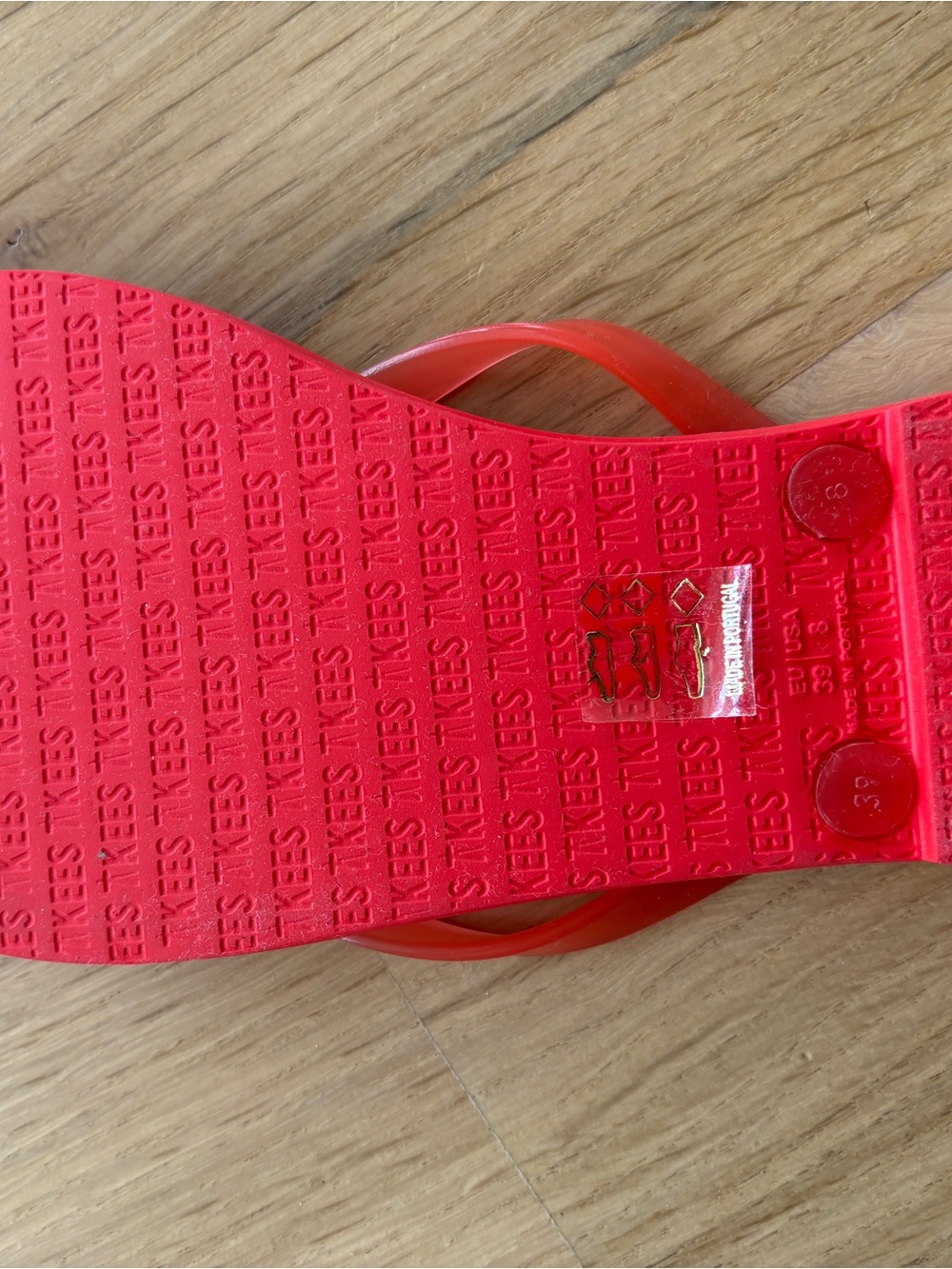 TKEES Red Minimalist Flip Flop Sandals - Picture 13 of 13